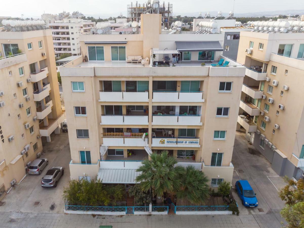 The Coral Penthouse Apartamento Larnaca Exterior foto